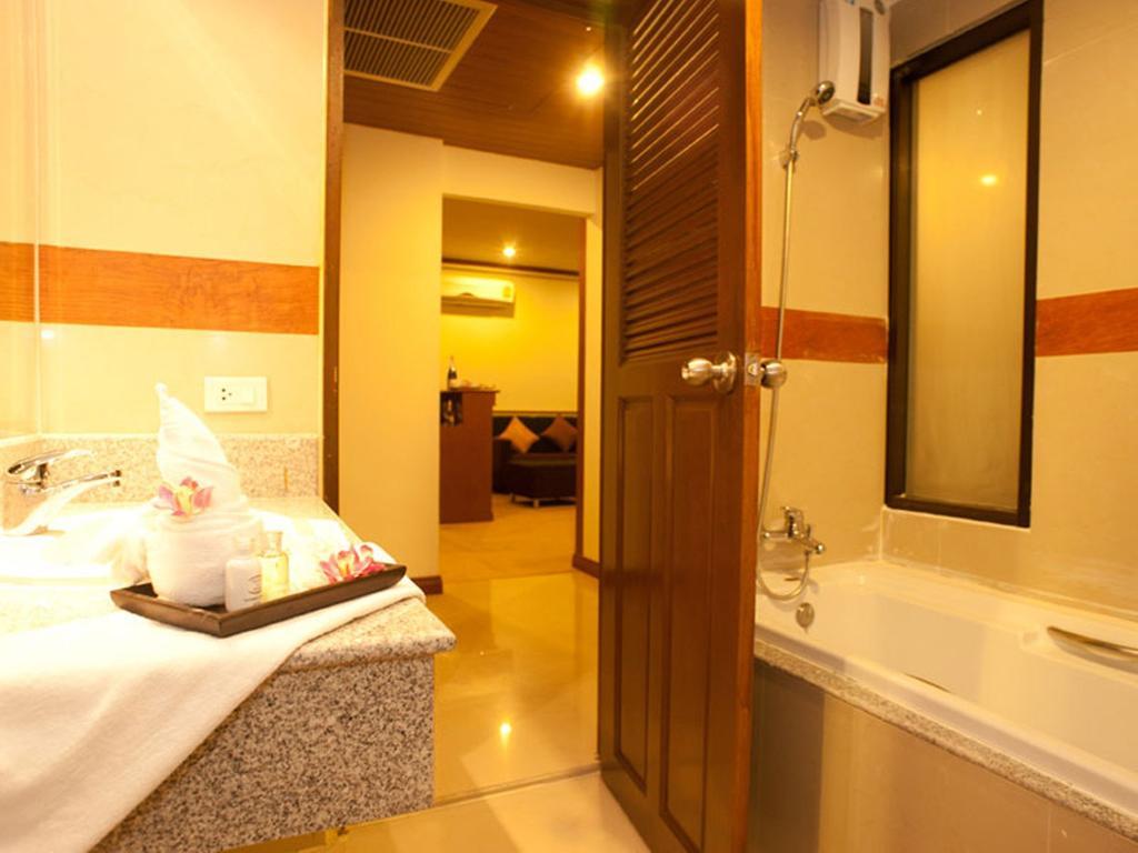 Hansa Venetian Hotel Hat Yai Rum bild